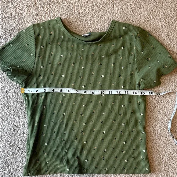 Girls Size Large/10/12, Lot - Picture 7 of 10
